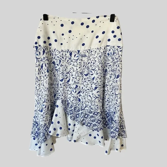 Anthropologie Maeve Daisy Embroidered Mini Skirt. - Picture 2 of 5